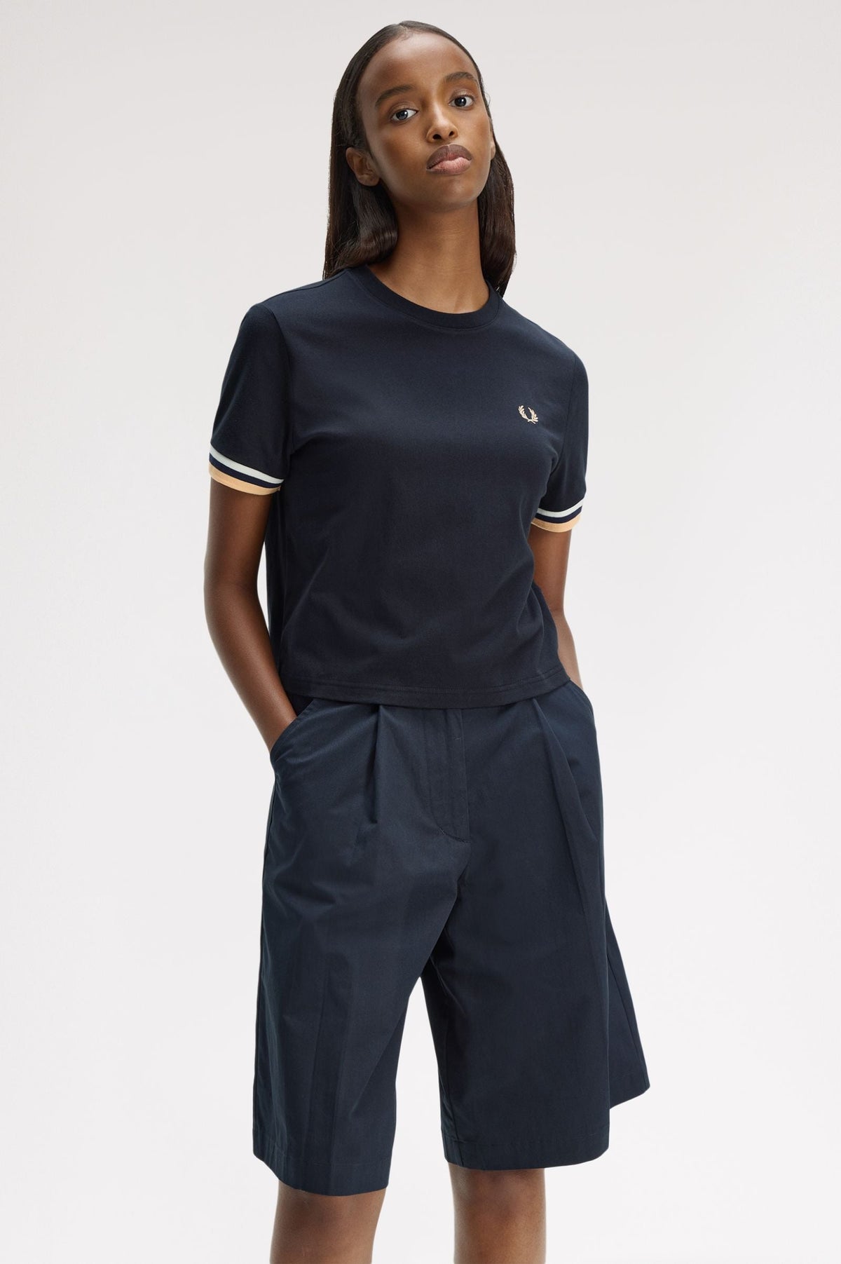 G2179 Bold Tipped T-Shirt (Navy)