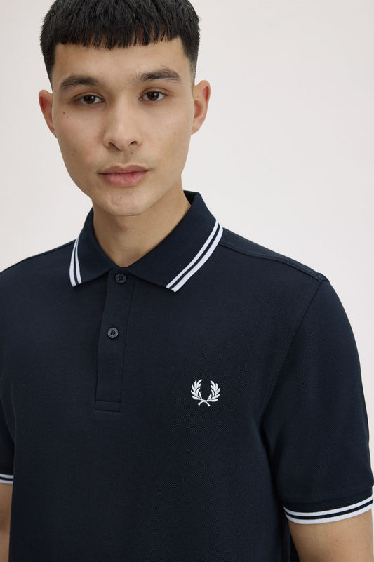 M3600 The Twin Tipped Fred Perry Shirt (Navy / White / White)