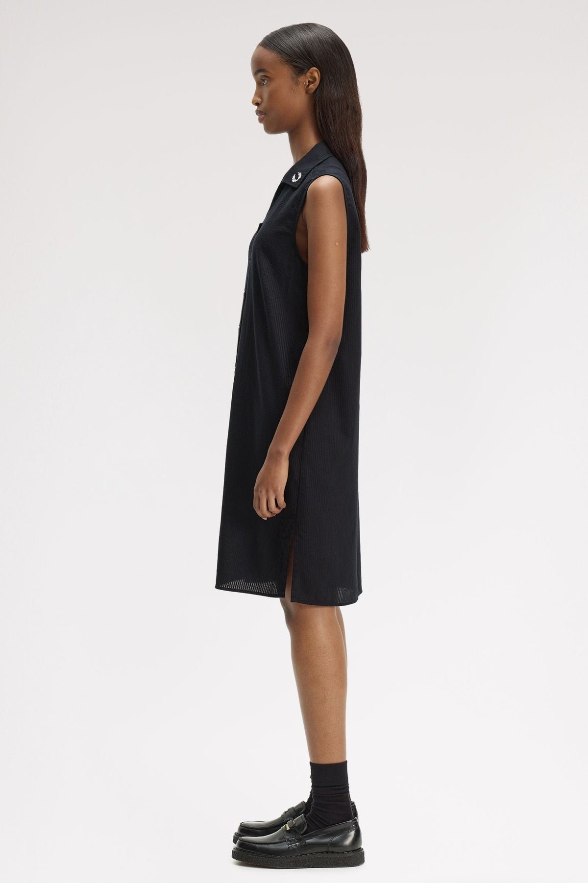 D2183 Sheer Stripe Sleeveless Dress (Black)