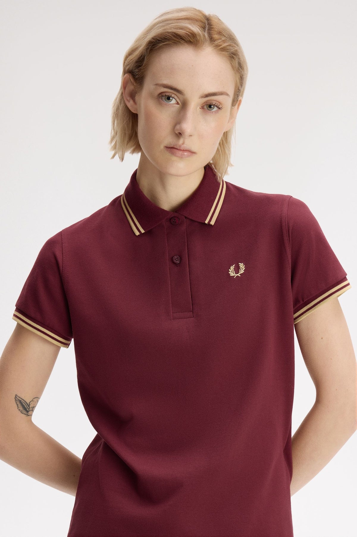 G12 The Fred Perry Shirt (Maroon / Champagne / Champagne)