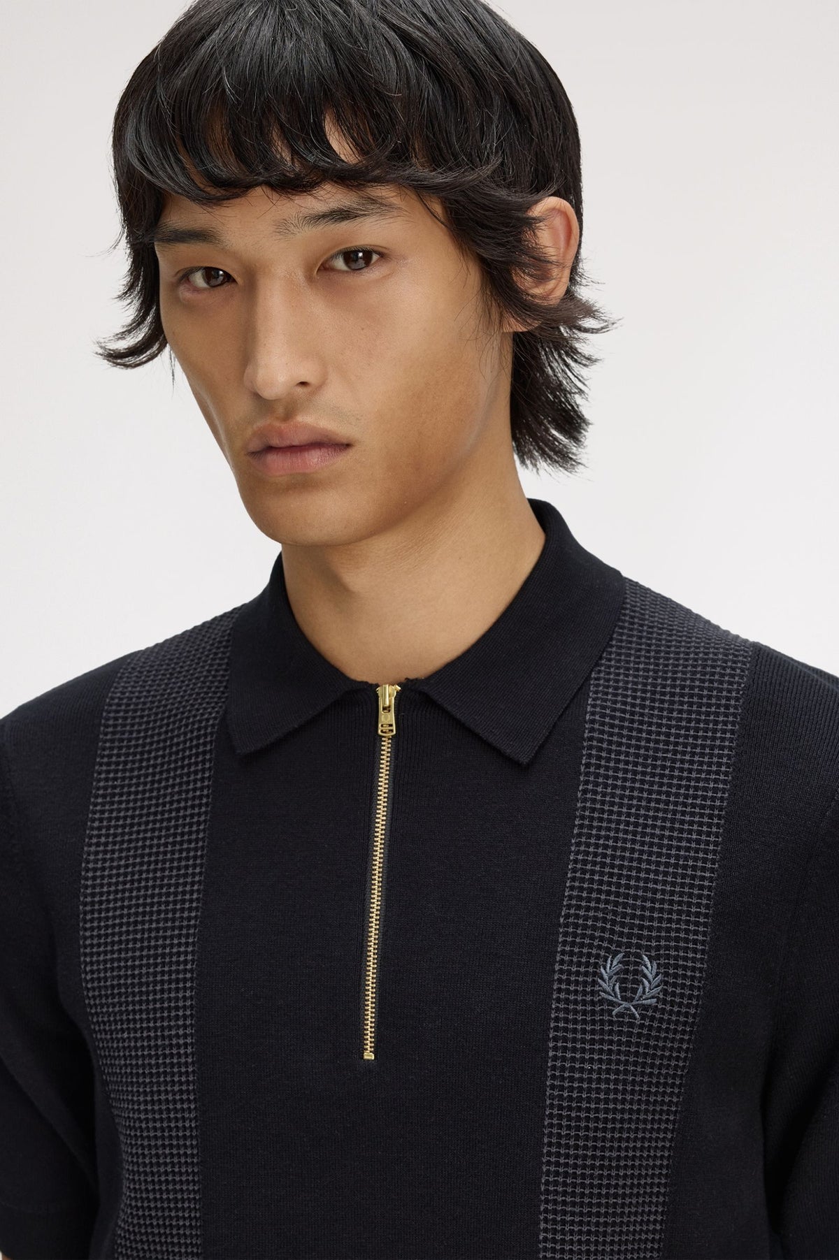K2310 Panel Detail Knitted Shirt (Black)