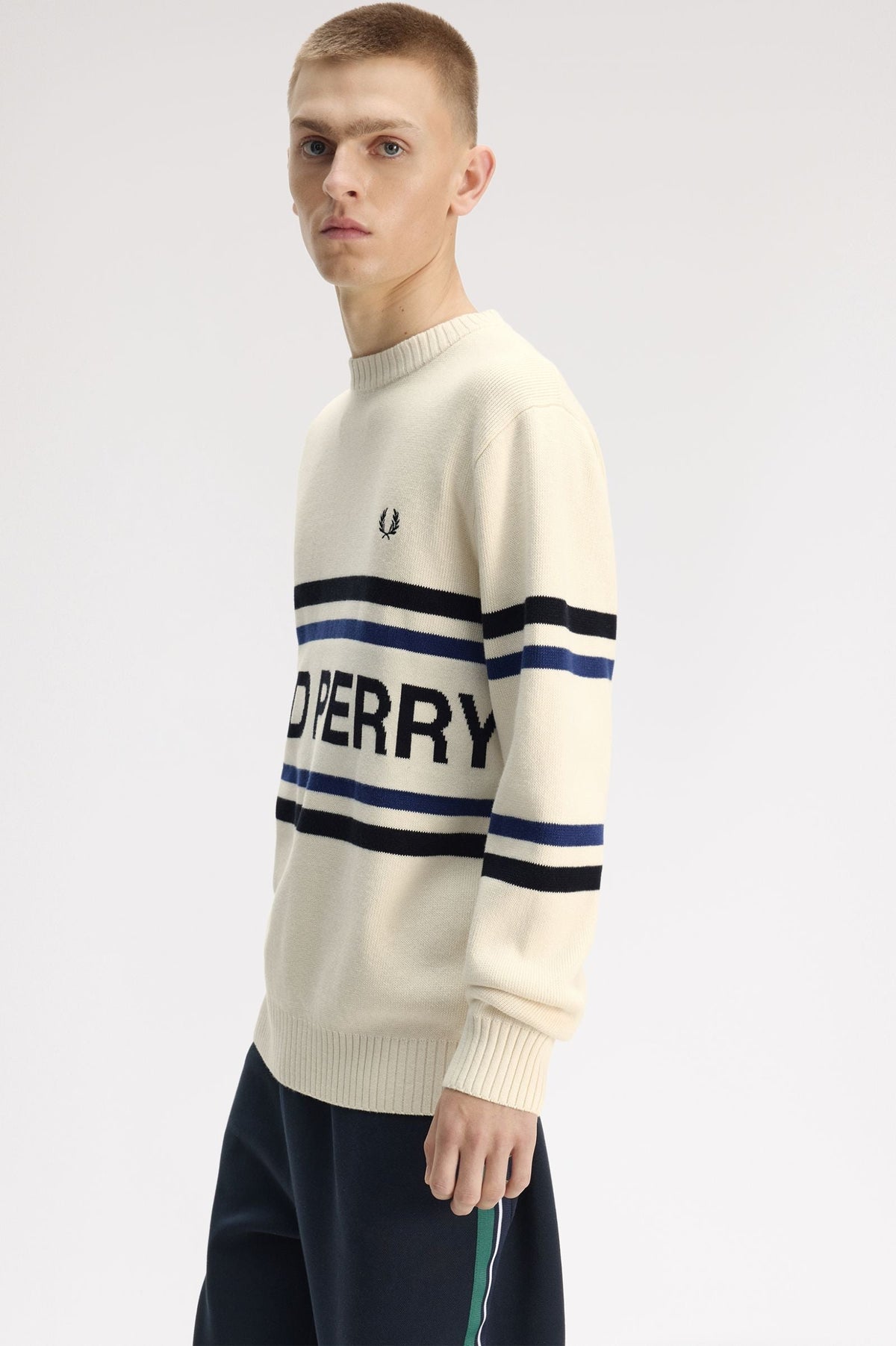 K2325 Fred Perry Graphic Jumper (Ecru)