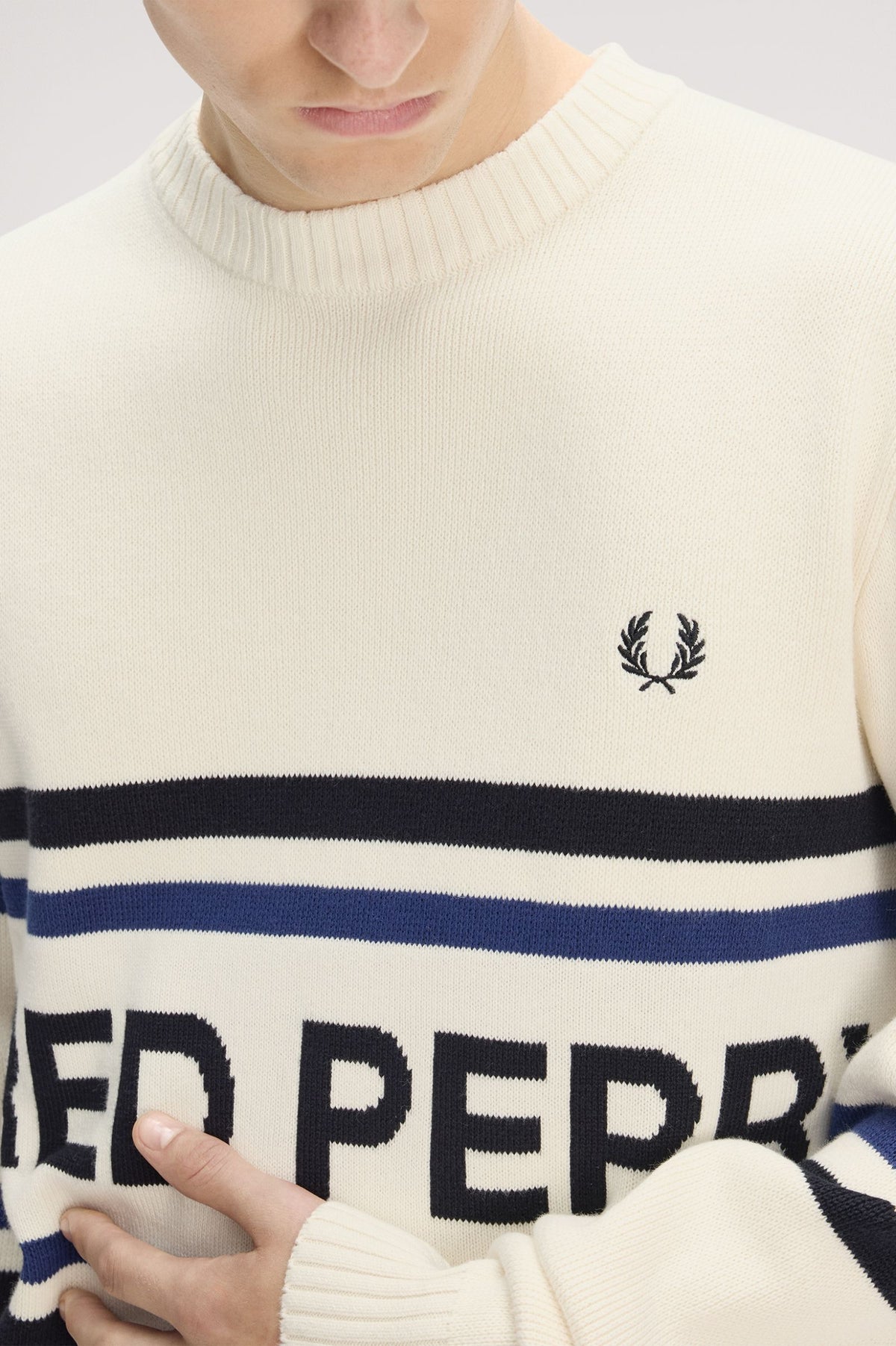 K2325 Fred Perry Graphic Jumper (Ecru)