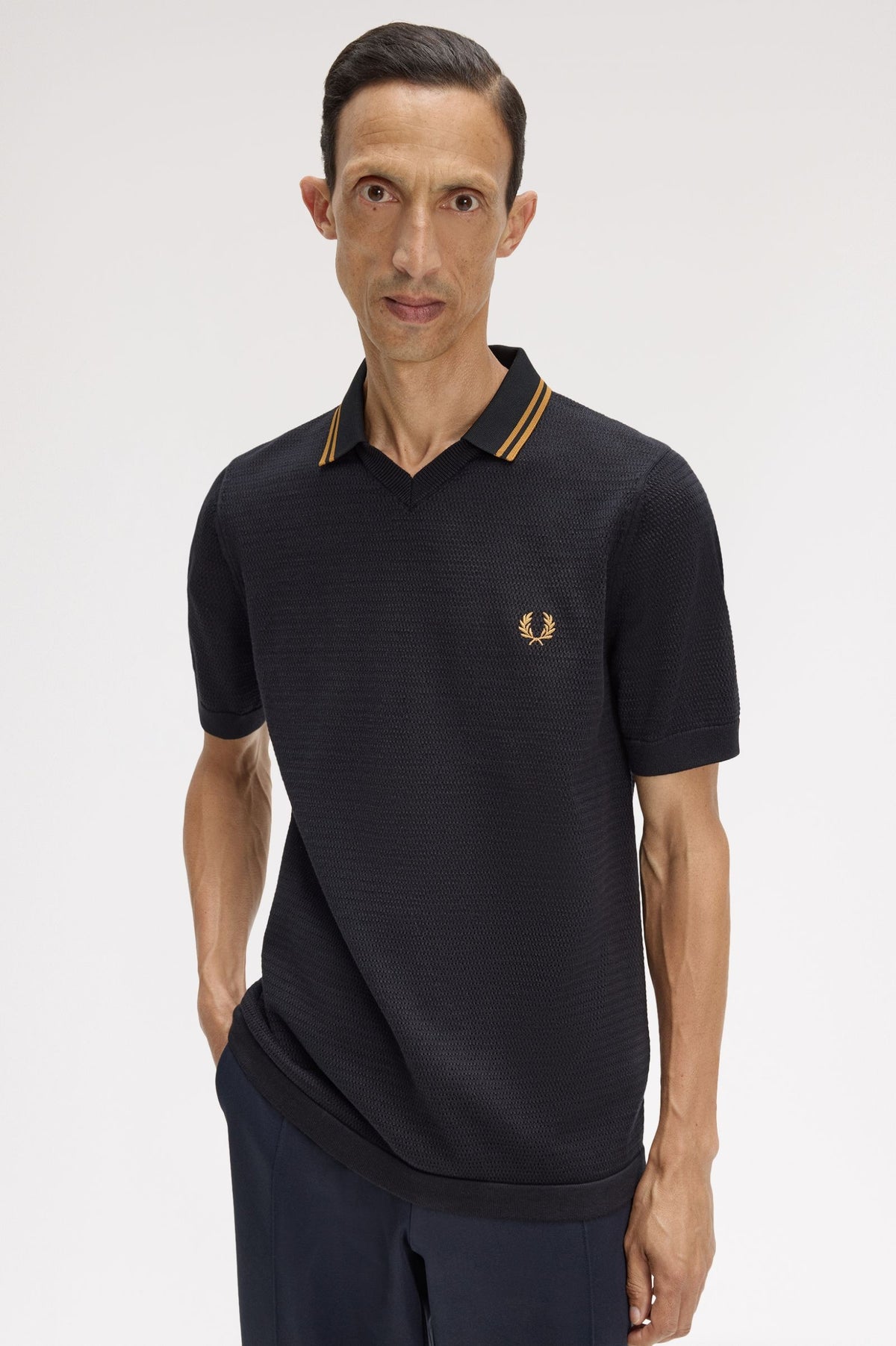 K2330 Pointelle Knitted Shirt (Black)