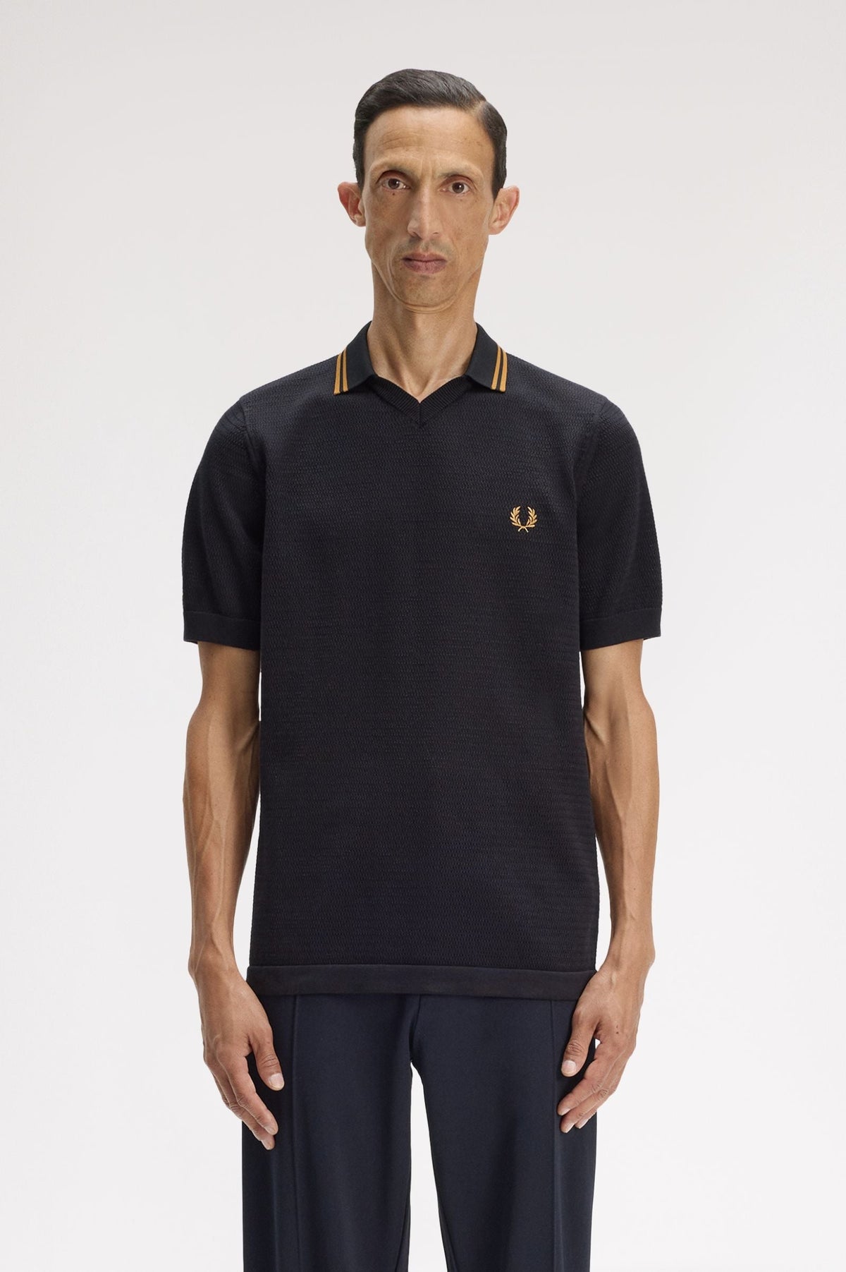 K2330 Pointelle Knitted Shirt (Black)