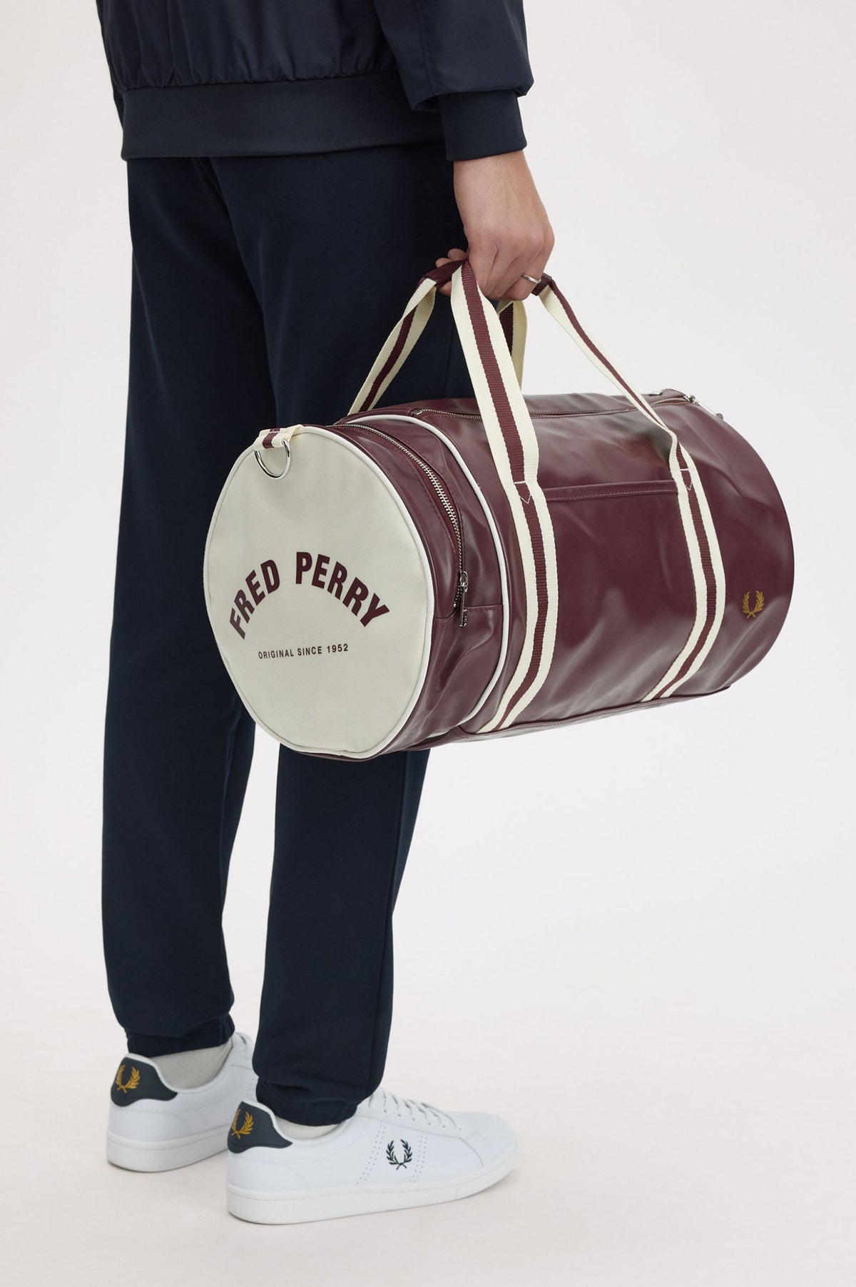 L7255 Classic Barrel Bag (Oxblood)