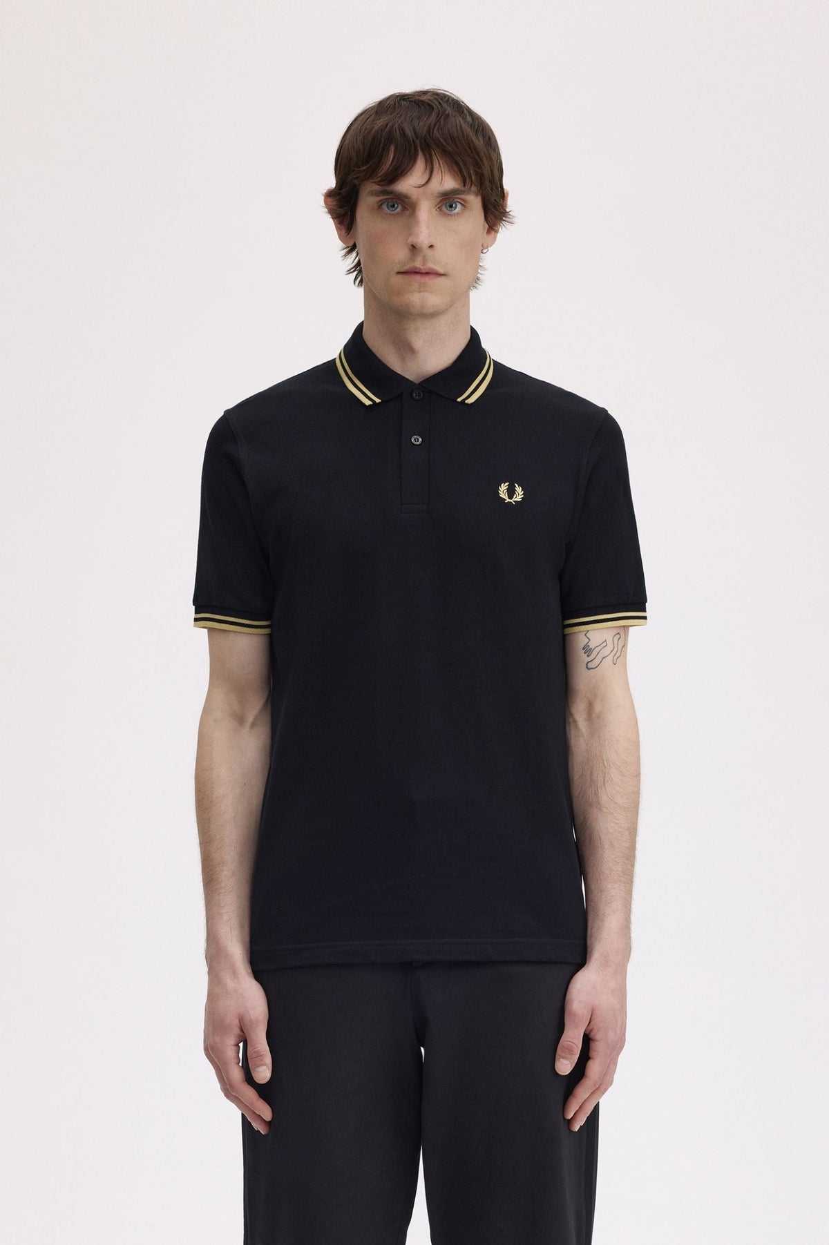 M12 The Fred Perry Shirt (Black / Champagne / Champagne)