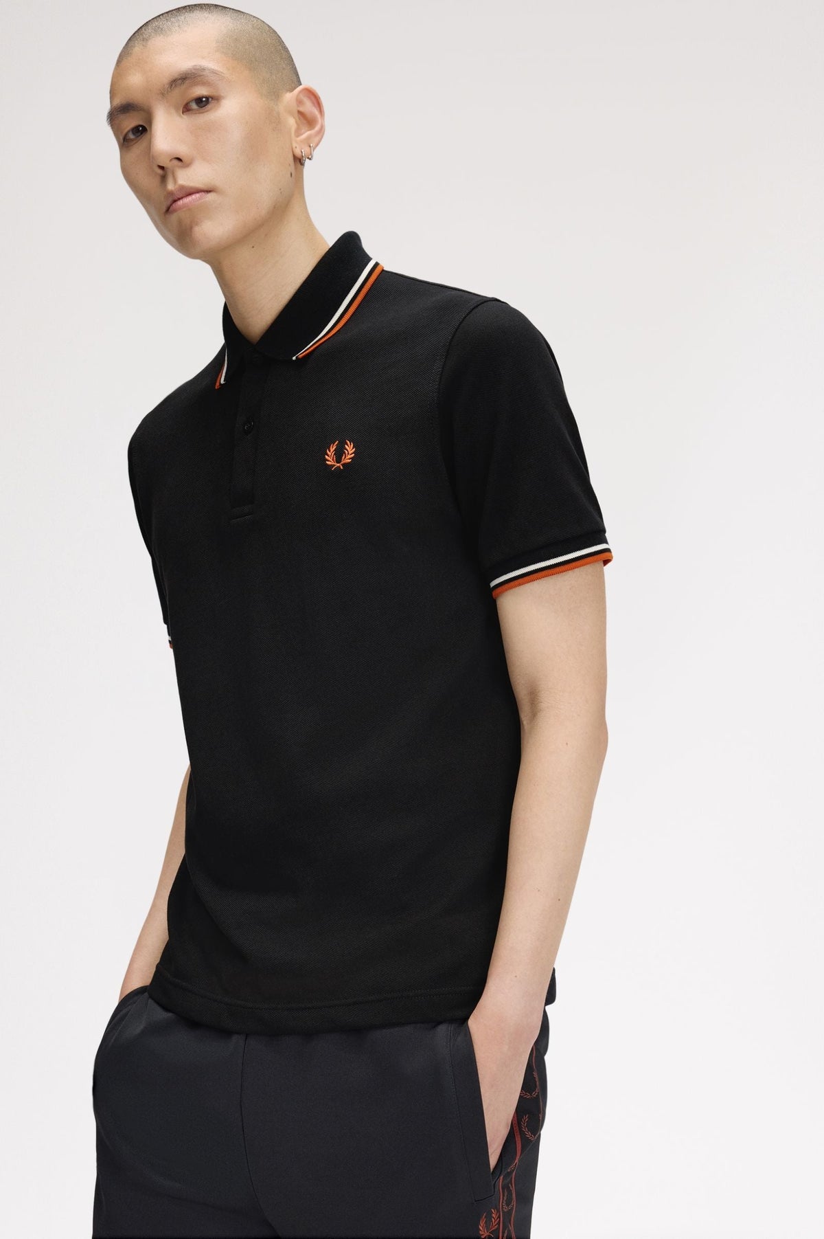 M12 The Fred Perry Shirt (Black / Tramline White / Summer Clay)