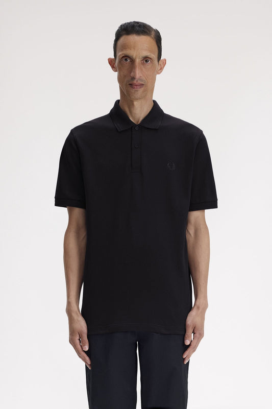 M12 The Fred Perry Shirt (Black / Black / Black)