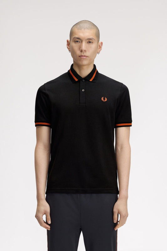M2 The Single Tipped Fred Perry Shirt (Black/ Summer Clay)