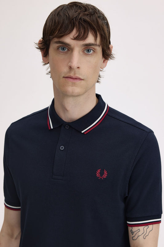 M3600 The Twin Tipped Fred Perry Shirt (Navy / Snow White / Burnt Red)