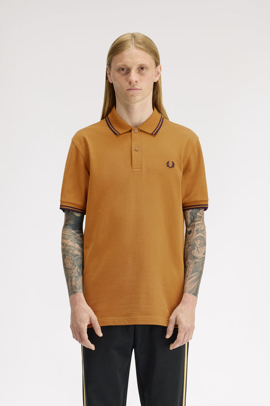 M3600 The Twin Tipped Fred Perry Shirt (Dark Caramel / Navy / Navy)