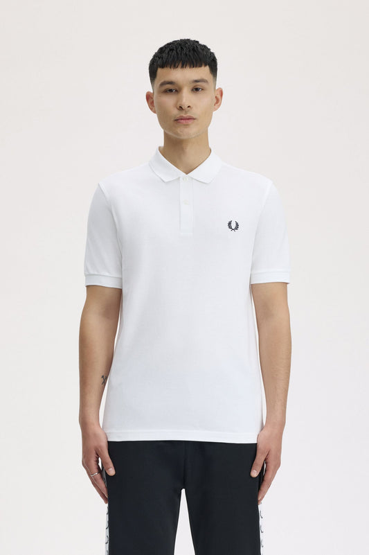 M6000 Plain Fred Perry Shirt (White/ Navy)