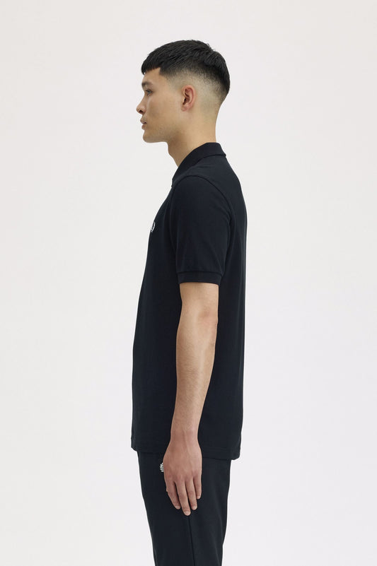 M6000 Plain Fred Perry Shirt (Black/ Snow White)