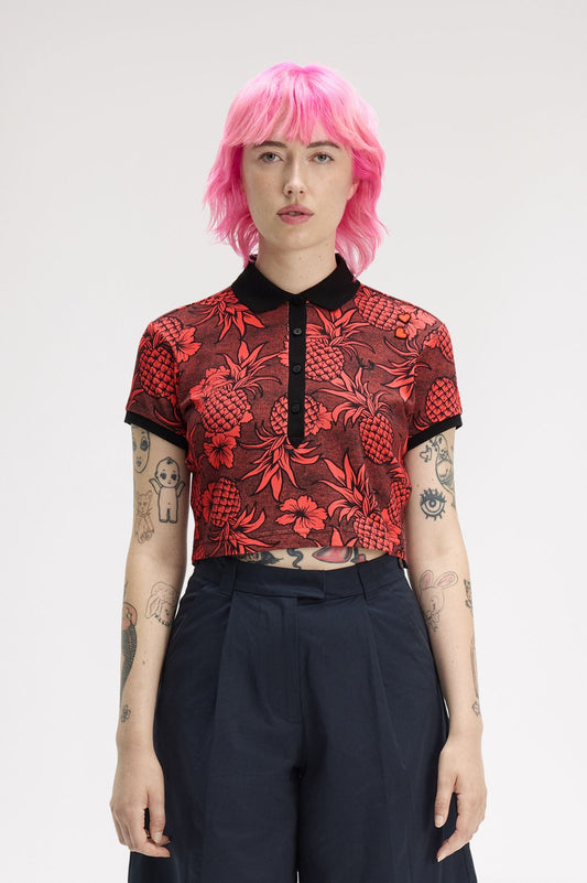 SG2138 Amy Winehouse Foundation Printed Polo Shirt (Strawberry Cream)