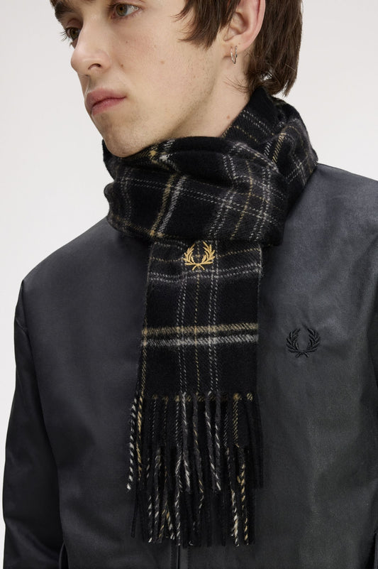 C3340 Lambswool Scarf (Black / Champagne)
